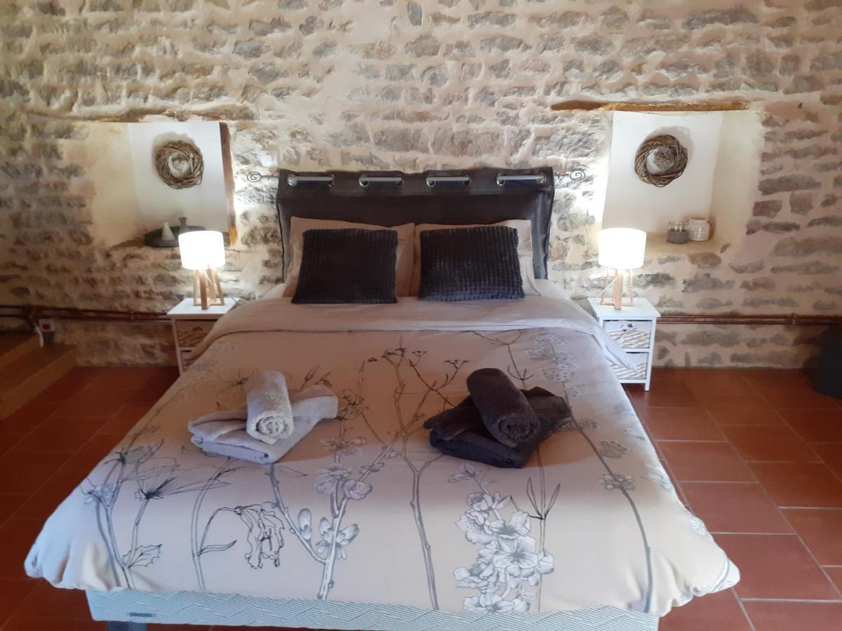 gîte le tilleul de la Fontaine Alluy Extérieur photo